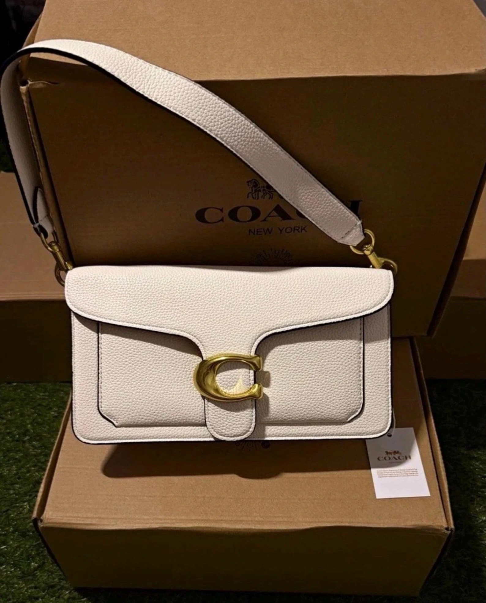 Coach Tabby Shoulder Bag 26 in Chalk White Pebbled Leather – Gold Hardware